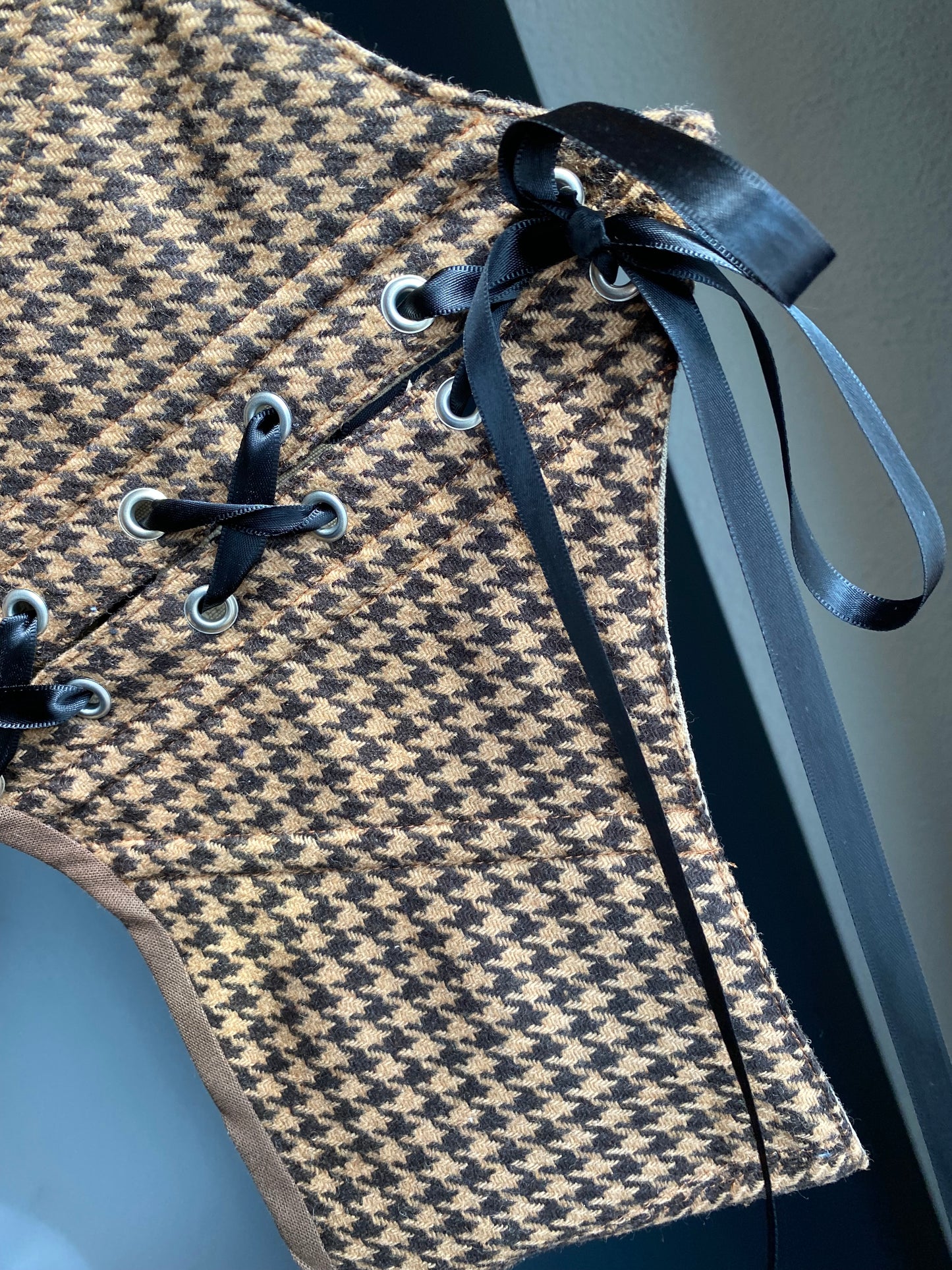Mae Pied de Poule belt