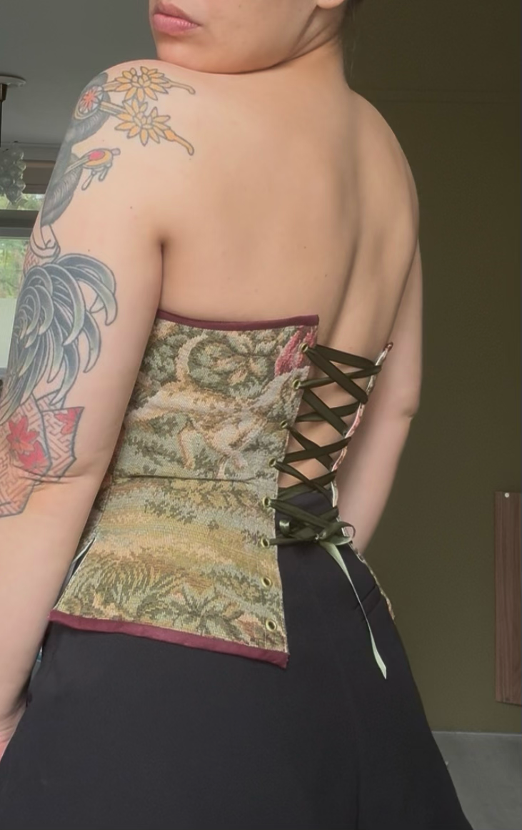 Allegonda Lady with the corset Tapestry corset