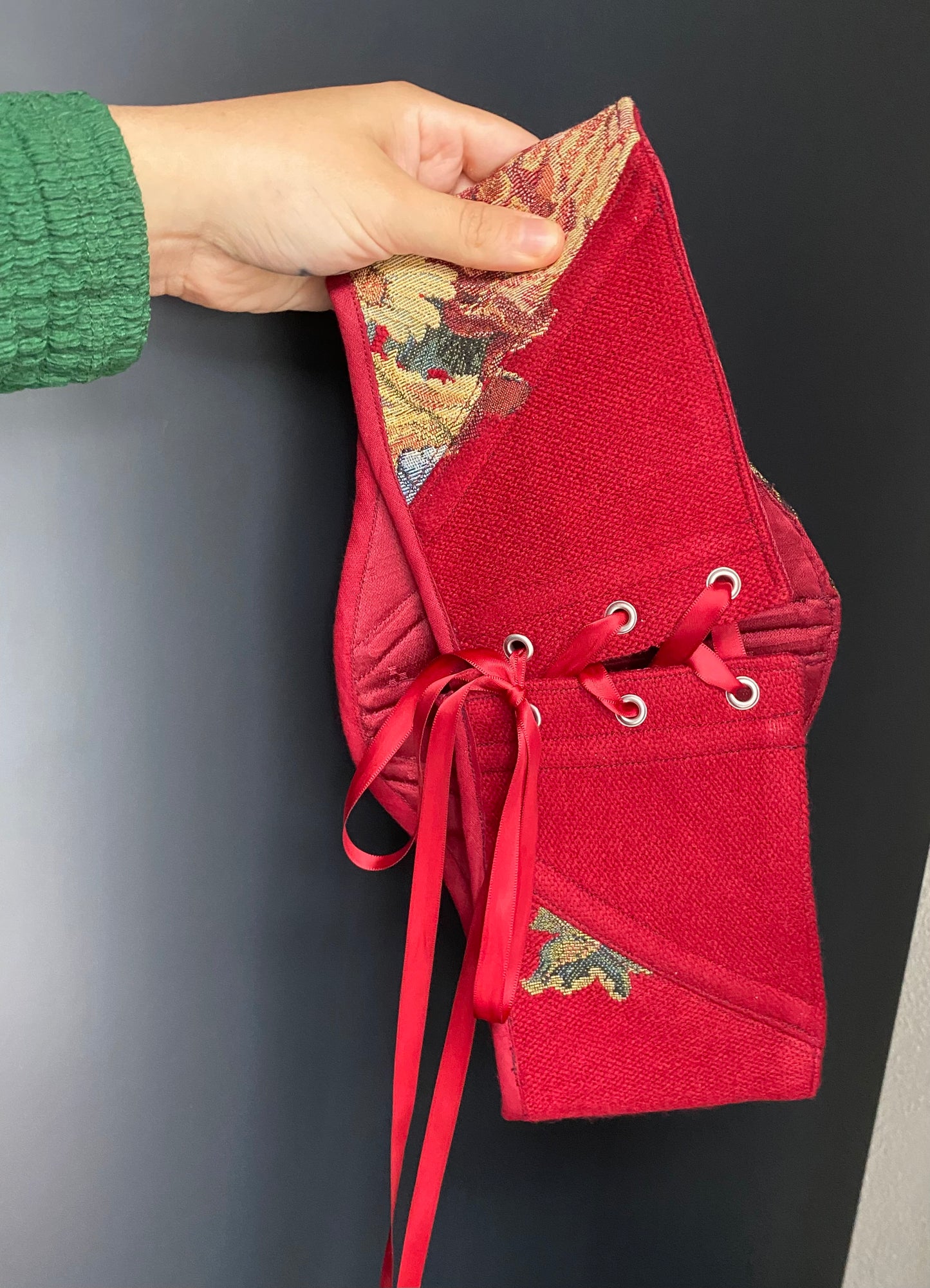 Mae Ladybug Tapestry belt