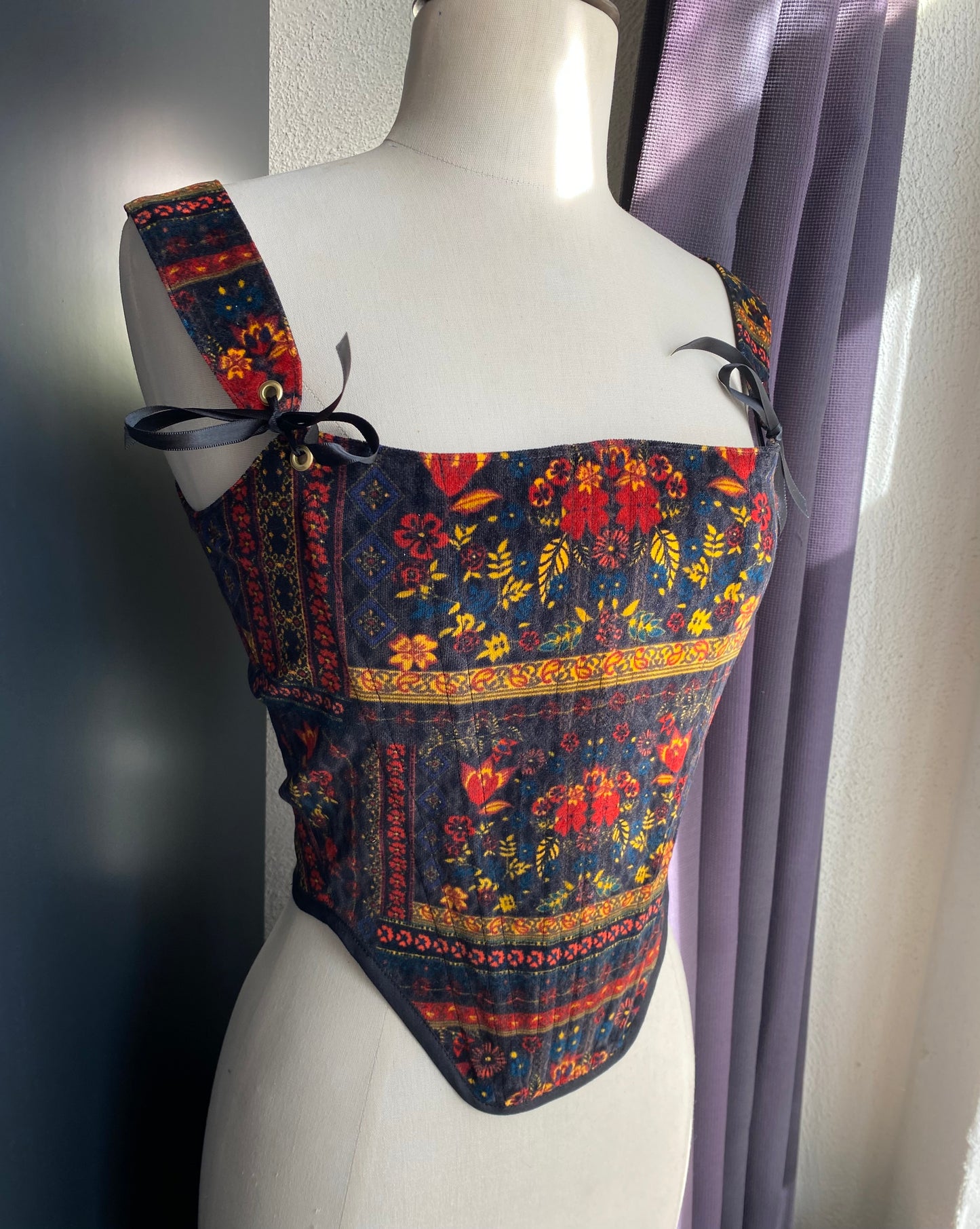 Alta Velvet Floral corset