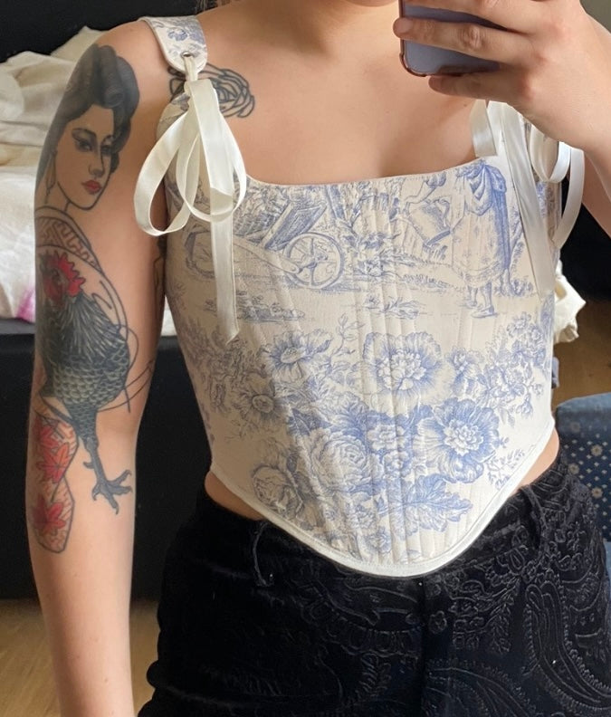 Olivia Toile de Jouy corset