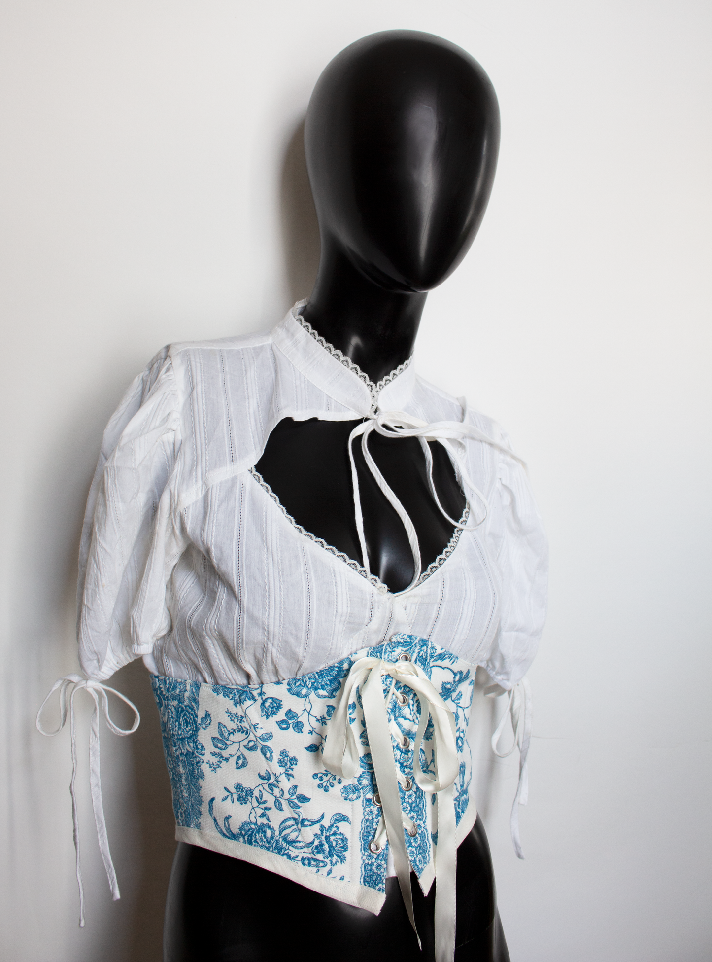 Mae Toile de Jouy belt