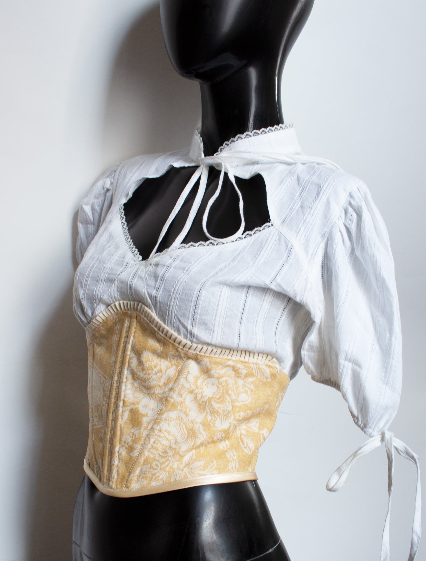 Mae Toile de Jouy belt