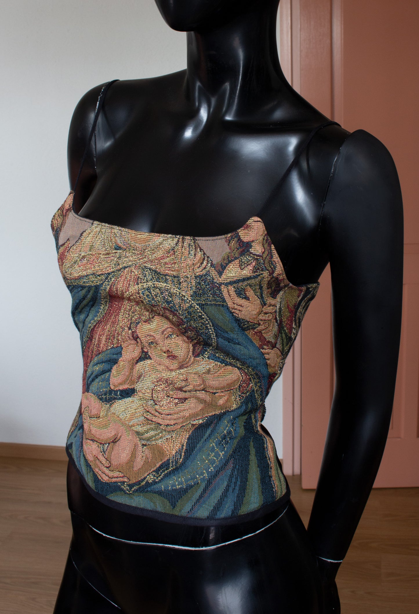 Allegonda Birth of Jesus corset